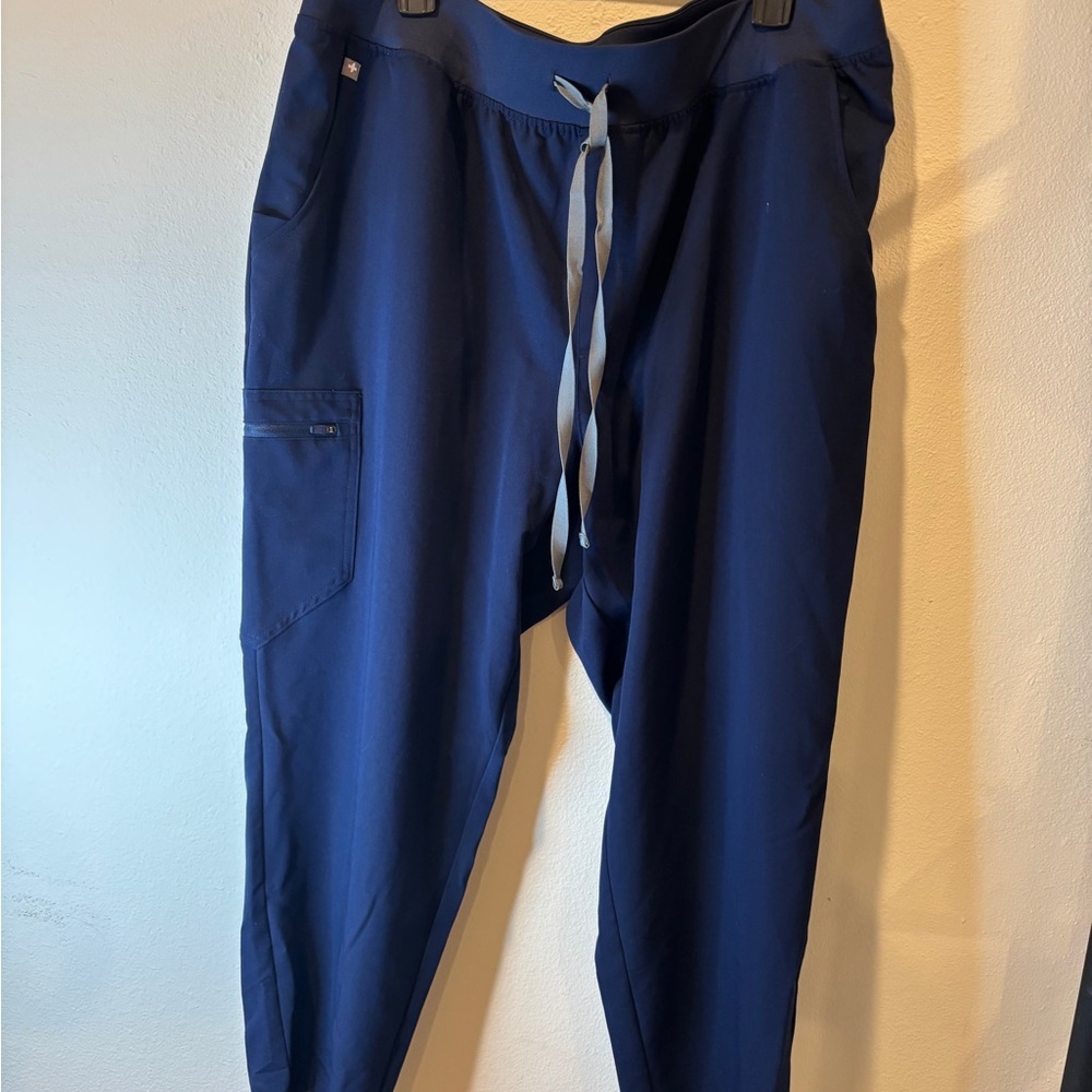 Figs Men's Deep Blue Joggers